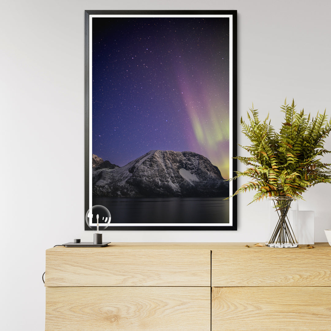 Aurora above Lundøya IV - Hahnemühle Photo Rag Print